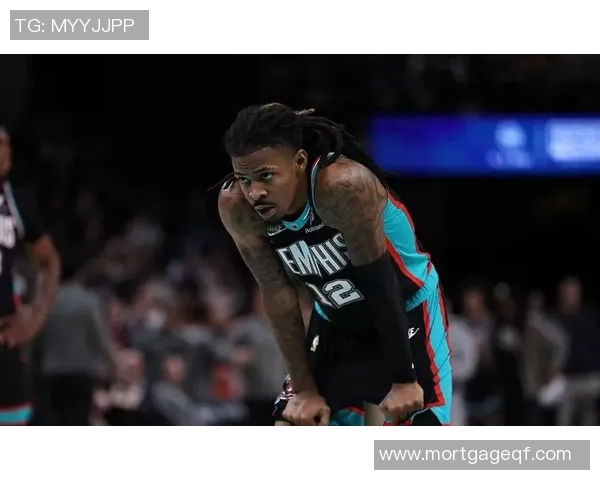 鹈鹕队逆转击败国王队,威廉姆斯全能表现引爆全场